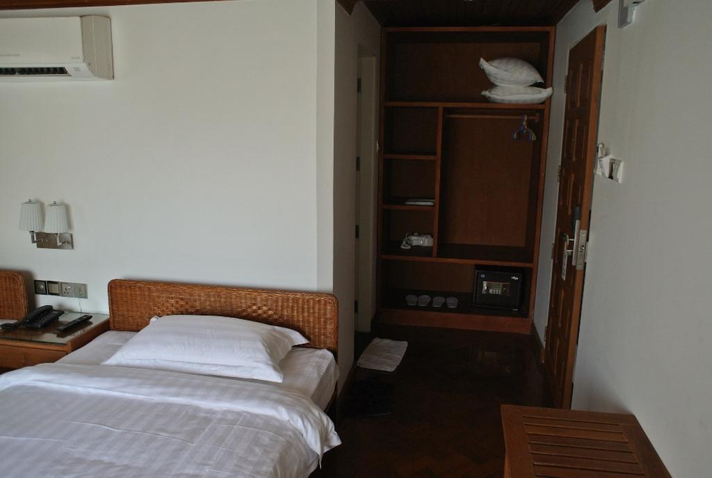 Hotel Wardan Rangoon Eksteriør billede